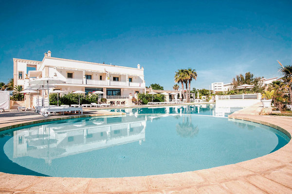 CanneBianche Lifestyle Hotel in Torre Canne All Inclusive Ferien