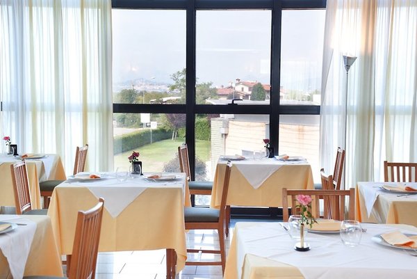 Airport Hotel in Bagnatica All Inclusive Ferien