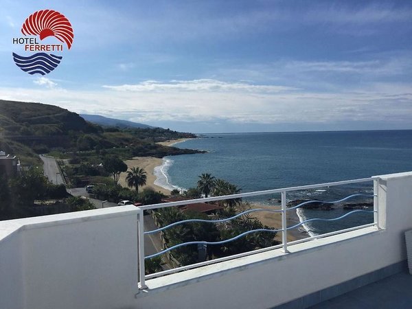 Ferretti in Diamante All Inclusive Ferien