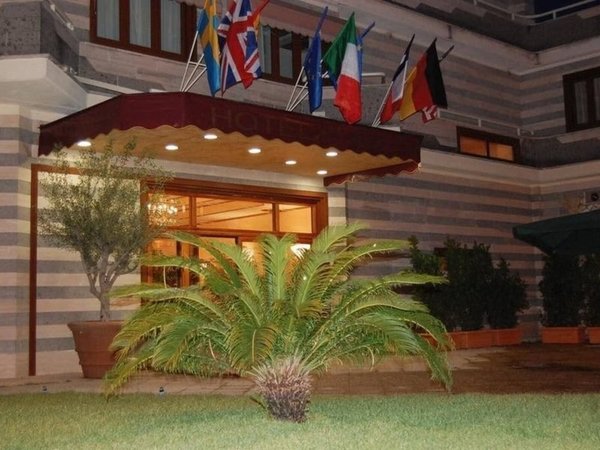 Hotel Centrale in Sabaudia All Inclusive Ferien