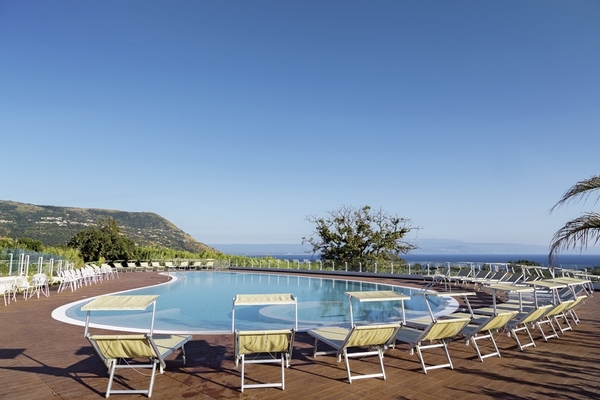 Luzia Agriresort in Ricadi All Inclusive Ferien