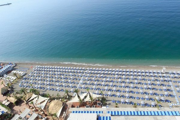 Lloyd's Baia Hotel in Vietri sul Mare All Inclusive Ferien