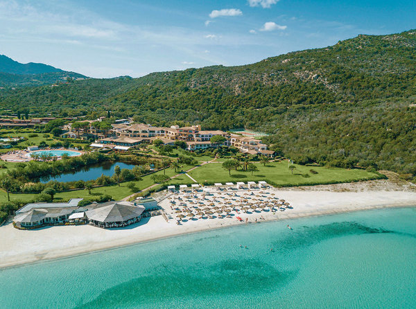 Abi d´Oru Sardinian Beach Hotel & Spa in Marinella All Inclusive Ferien