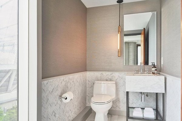 The Douglas, Autograph Collection in Vancouver All Inclusive Ferien