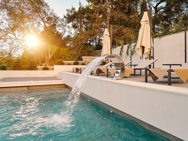 Hotel Moeesy, Blue & Green Oasis in Hvar All Inclusive Ferien