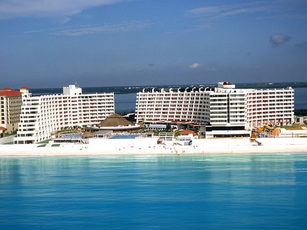 Crown Paradise Club Cancún in Cancún All Inclusive Ferien