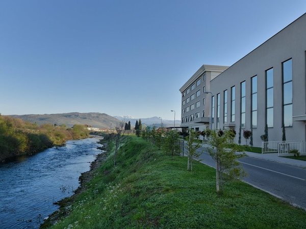 voco Podgorica in Podgorica All Inclusive Ferien