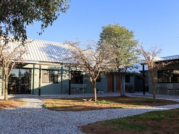 Etosha Omusati Lodge in Etosha-Nationalpark All Inclusive Ferien