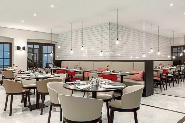 NH Collection Amsterdam Barbizon Palace in Amsterdam All Inclusive Ferien