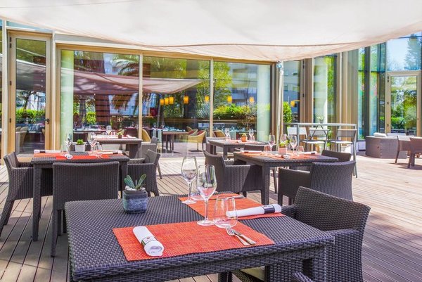 Crowne Plaza Porto in Porto All Inclusive Ferien