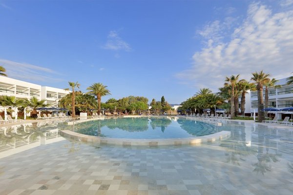 Grand Palladium Select Palace Ibiza in Playa d'en Bossa All Inclusive Ferien