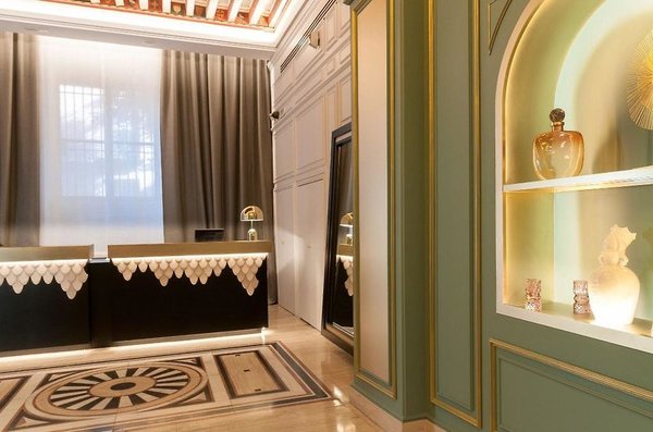 Eugenia de Montijo, Autograph Collection in Toledo All Inclusive Ferien