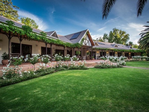Hlangana Lodge in Oudtshoorn All Inclusive Ferien