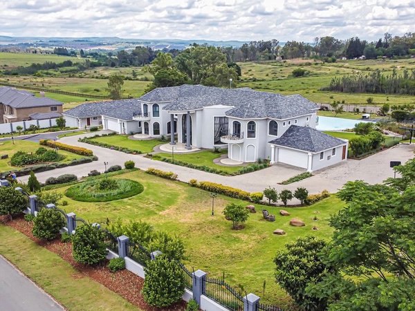 Villa Tasha Luxury Suites in Lanseria All Inclusive Ferien