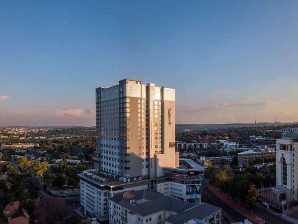 Radisson Blu Hotel Sandton, Johannesburg in Johannesburg All Inclusive Ferien