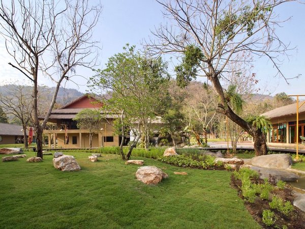 Recall Isaan-Isan Concept Resort in Bangkok