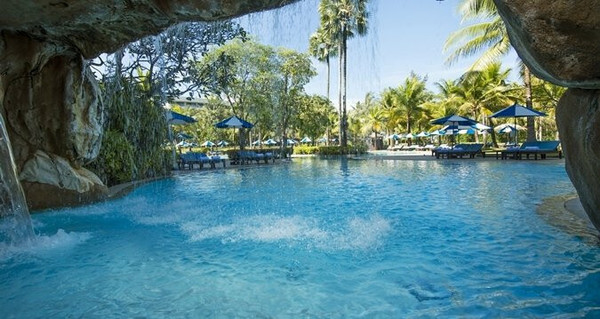 Pullman Phuket Karon Beach Resort in Karon Beach All Inclusive Ferien