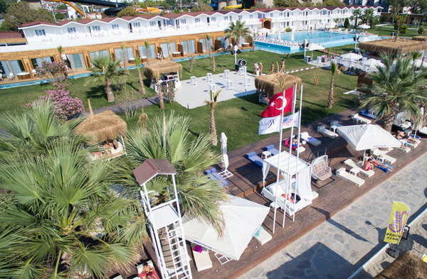 Risus Beach Resort Hotel in Izmir All Inclusive Ferien