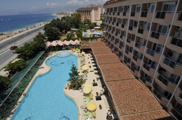 Alanya First Class Hotel in Mahmutlar All Inclusive Ferien