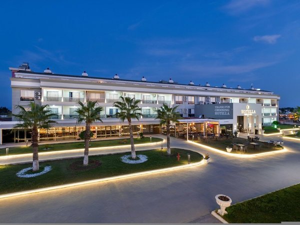 Hotella Resort & Spa in Antalya