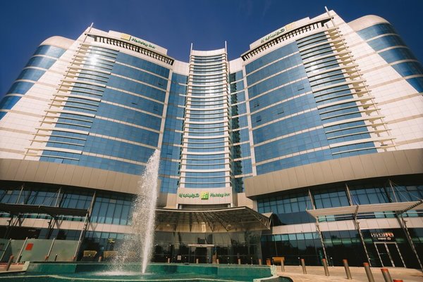 Holiday Inn Abu Dhabi in Abu Dhabi All Inclusive Ferien