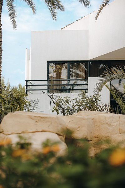 Dubai Marine Beach Resort and Spa in Dubai