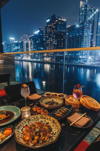 Renaissance Business Bay Hotel, Dubai in Dubai All Inclusive Ferien