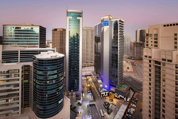 TRYP by Wyndham Dubai in Dubai All Inclusive Ferien