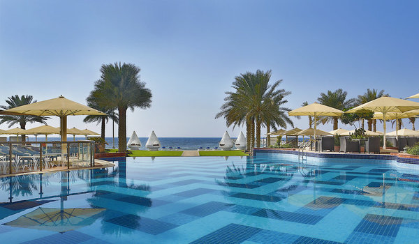 Bahi Ajman Palace Hotel in Ajman All Inclusive Ferien