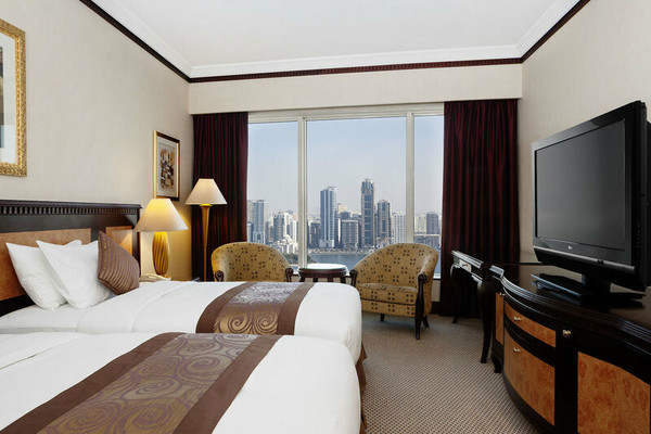 Corniche Hotel Sharjah in Dubai All Inclusive Ferien